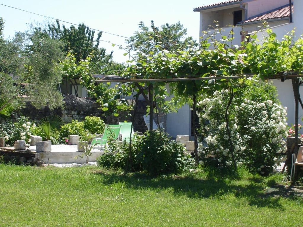 Holiday Apartment In Funtana With Balcony, Air Conditioning, Wifi, Washing Machine 4982-1 Exterior foto